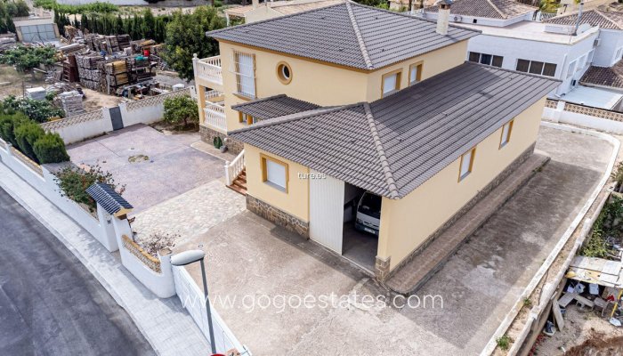 Te koop - Huis - Vrijstaande Villa - La Nucía - La Nucia Centro