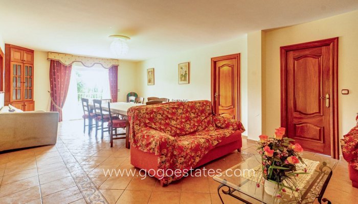 Te koop - Huis - Vrijstaande Villa - La Nucía - La Nucia Centro