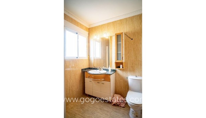 Te koop - Huis - Vrijstaande Villa - La Nucía - La Nucia Centro