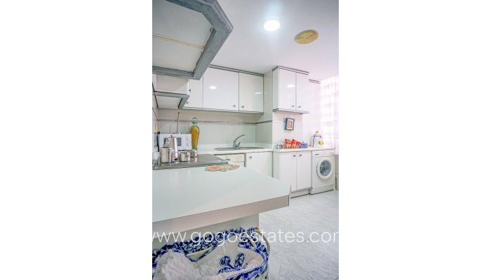 Te koop - Appartement - Appartement op de middelste verdieping - Benidorm - Benidorm Centro