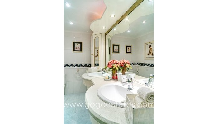 Te koop - Appartement - Appartement op de middelste verdieping - Benidorm - Benidorm Centro