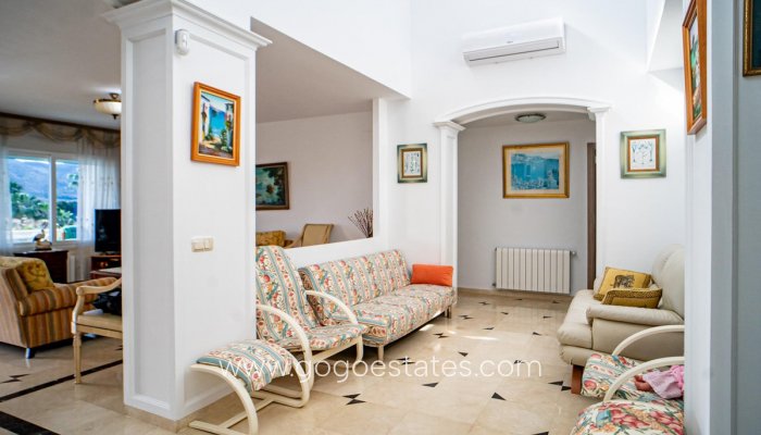 Te koop - Huis - Vrijstaande Villa - l'Alfas del Pi - L'Alfás del Pi Centro