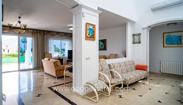 Te koop - Huis - Vrijstaande Villa - l'Alfas del Pi - L'Alfás del Pi Centro