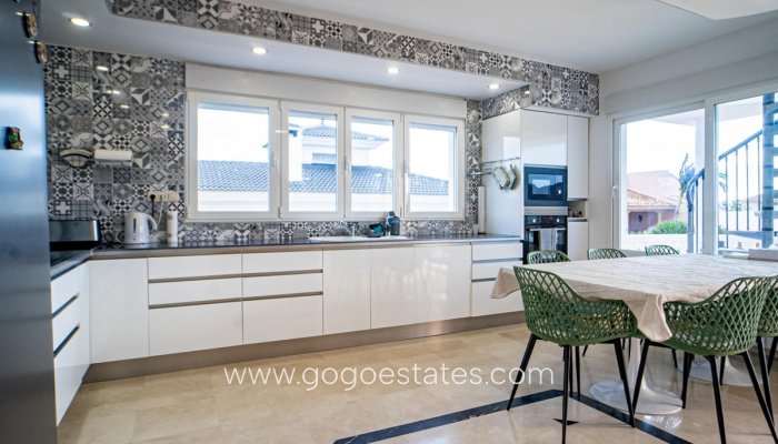 Te koop - Huis - Vrijstaande Villa - l'Alfas del Pi - L'Alfás del Pi Centro