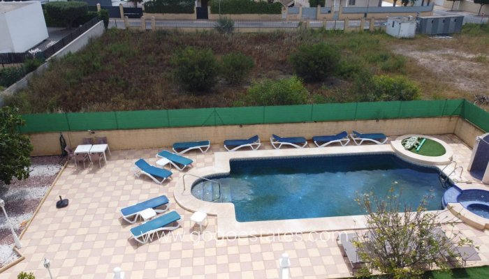 Te koop - Huis - Vrijstaande Villa - l'Alfas del Pi - L'Alfás del Pi Centro