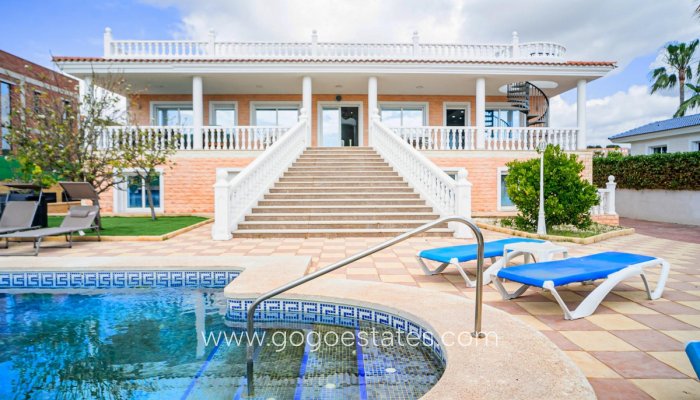 Te koop - Huis - Vrijstaande Villa - l'Alfas del Pi - L'Alfás del Pi Centro