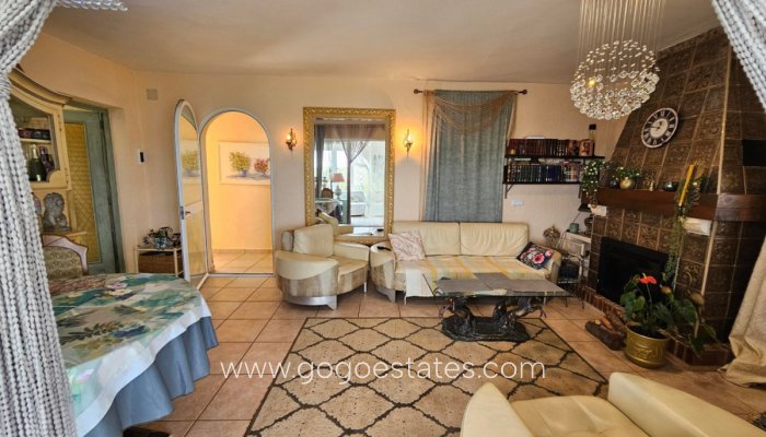 Te koop - Huis - Vrijstaande Villa - Adsubia - Adsubia Centro