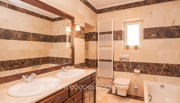 Te koop - Huis - Vrijstaande Villa - Callosa d'en Sarria - Callosa d'en Sarria Centro