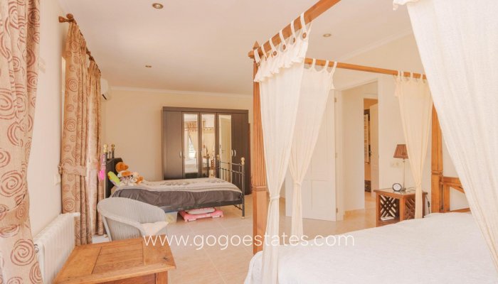 Te koop - Huis - Vrijstaande Villa - Callosa d'en Sarria - Callosa d'en Sarria Centro