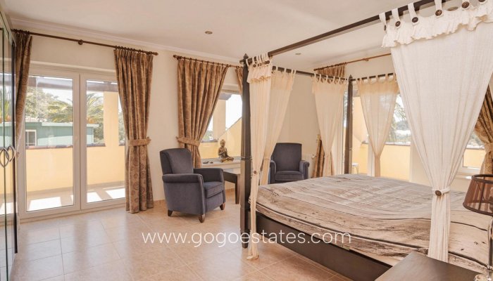 Te koop - Huis - Vrijstaande Villa - Callosa d'en Sarria - Callosa d'en Sarria Centro