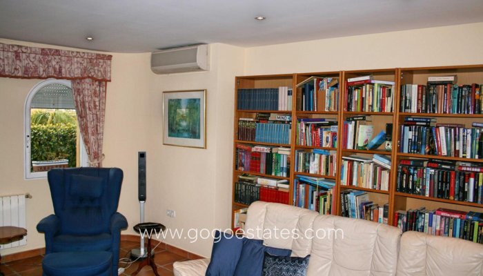 Te koop - Huis - Vrijstaande Villa - l'Alfas del Pi - L'Alfás del Pi Centro