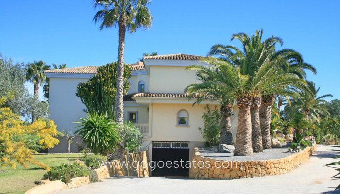 Te koop - Huis - Vrijstaande Villa - l'Alfas del Pi - L'Alfás del Pi Centro