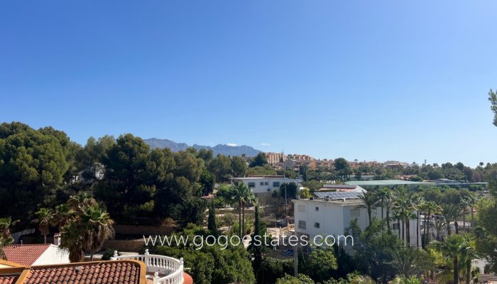 Te koop - Huis - Vrijstaande Villa - l'Alfas del Pi - L'Alfás del Pi Centro