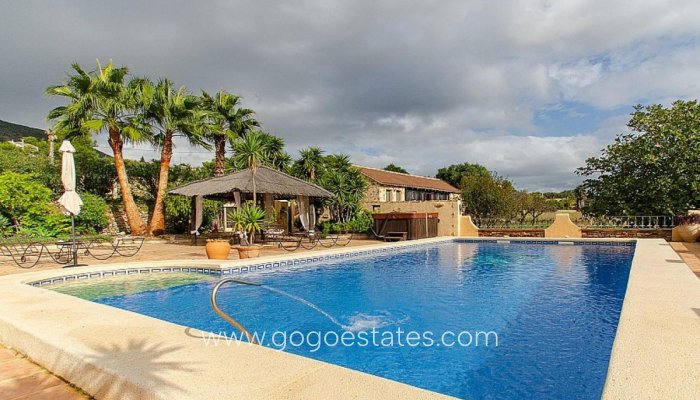 Te koop - Huis - Finca - Cortijo - Benissa - Benissa Centro