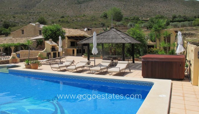 Te koop - Huis - Finca - Cortijo - Benissa - Benissa Centro