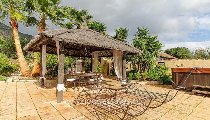 Te koop - Huis - Finca - Cortijo - Benissa - Benissa Centro