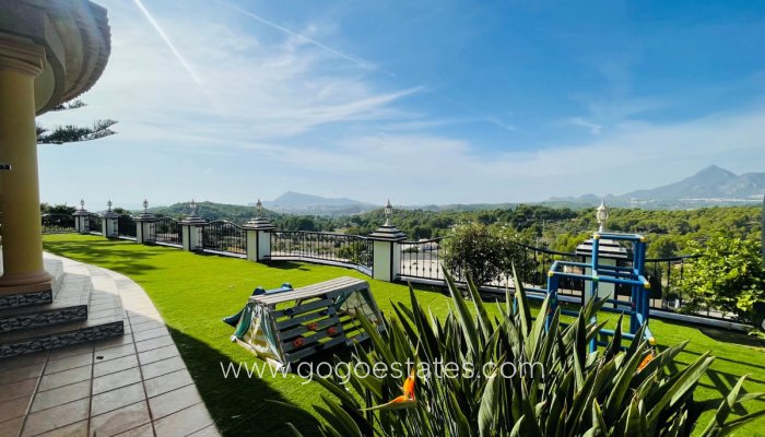 Te koop - Huis - Vrijstaande Villa - Altea - Altea Centro