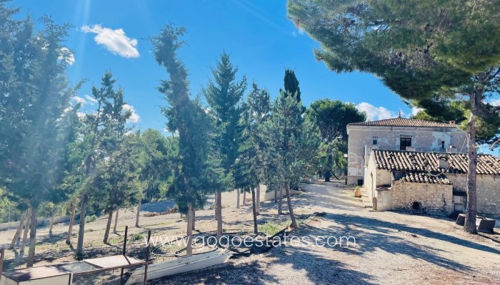 Te koop - Huis - Finca - Cortijo - Jijona - Jijona Centro