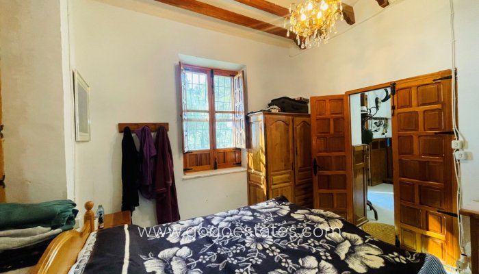 Te koop - Huis - Finca - Cortijo - Jijona - Jijona Centro