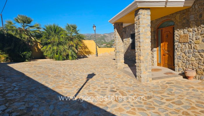 Te koop - Huis - Vrijstaande Villa - Callosa d'en Sarria - Callosa d'en Sarria Centro