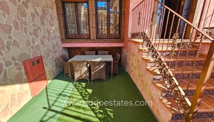 Te koop - Huis - Vrijstaande Villa - Daya Nueva - Daya Nueva Centro