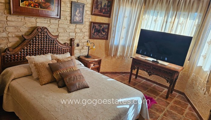 Te koop - Huis - Vrijstaande Villa - Daya Nueva - Daya Nueva Centro