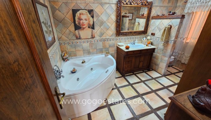 Te koop - Huis - Vrijstaande Villa - Daya Nueva - Daya Nueva Centro