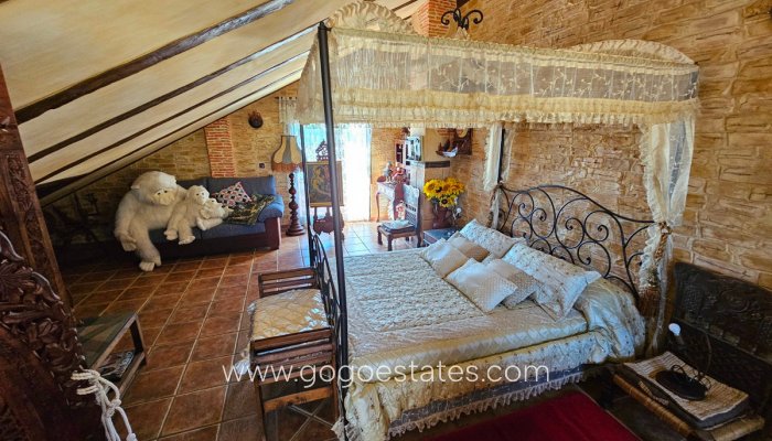 Te koop - Huis - Vrijstaande Villa - Daya Nueva - Daya Nueva Centro