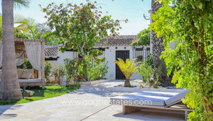 Te koop - Huis - Vrijstaande Villa - Dénia - Jesus Pobre