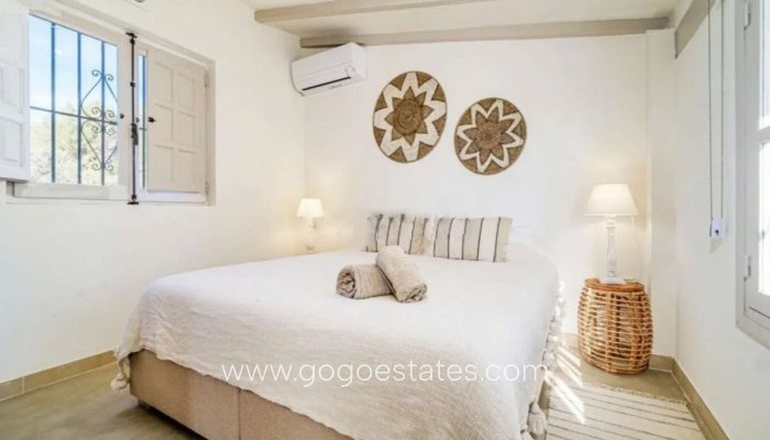 Te koop - Huis - Vrijstaande Villa - Dénia - Jesus Pobre