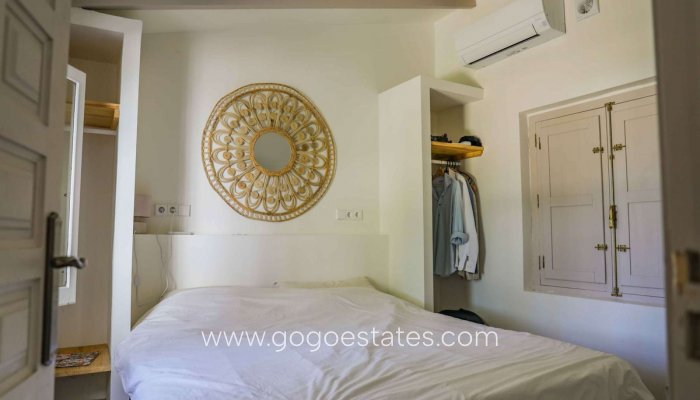 Te koop - Huis - Vrijstaande Villa - Dénia - Jesus Pobre