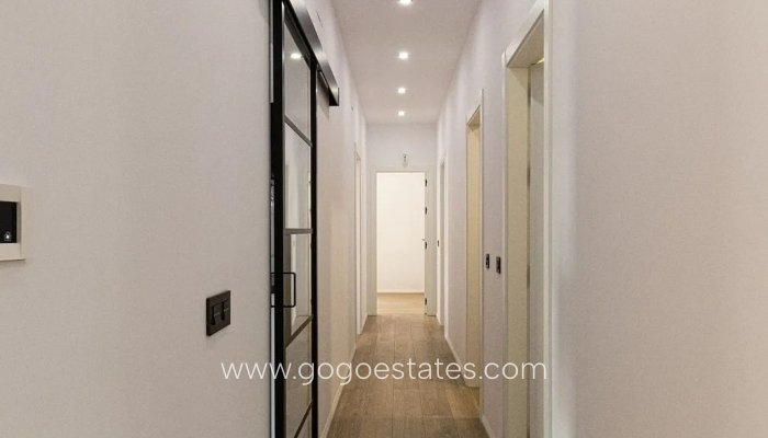 Wiederverkauf - Haus - Freistehende Villa - Altea - Altea Centro