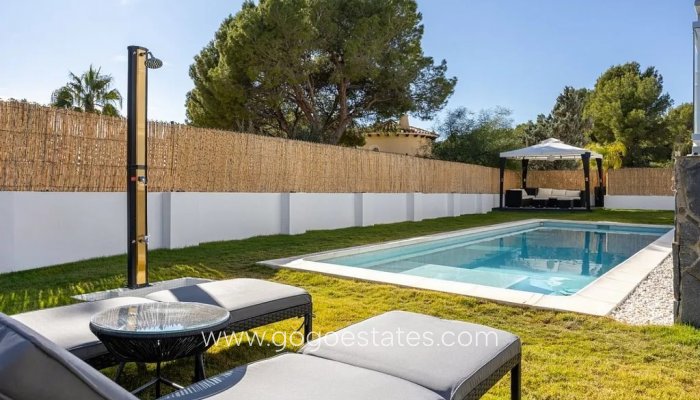 Wiederverkauf - Haus - Freistehende Villa - Altea - Altea Centro