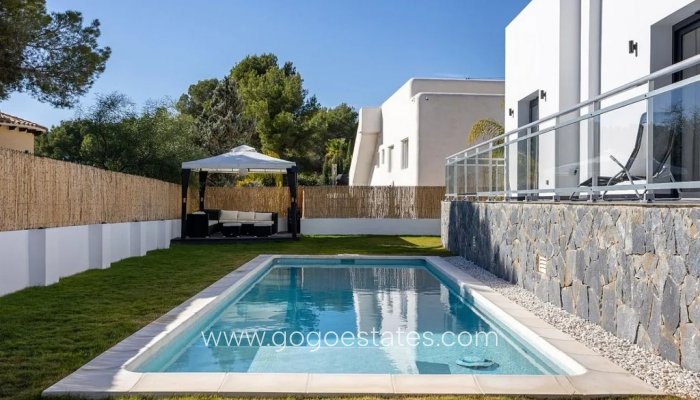 Wiederverkauf - Haus - Freistehende Villa - Altea - Altea Centro