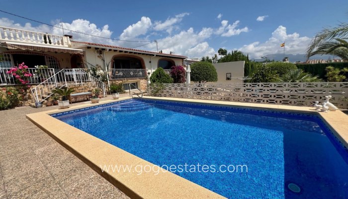 Te koop - Huis - Vrijstaande Villa - l'Alfas del Pi - L'Alfás del Pi Centro