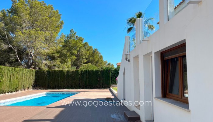 Te koop - Huis - Vrijstaande Villa - La Nucía - La Nucia Centro