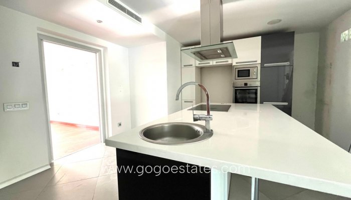 Te koop - Huis - Vrijstaande Villa - La Nucía - La Nucia Centro