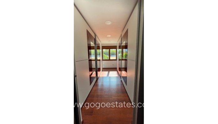 Te koop - Huis - Vrijstaande Villa - La Nucía - La Nucia Centro