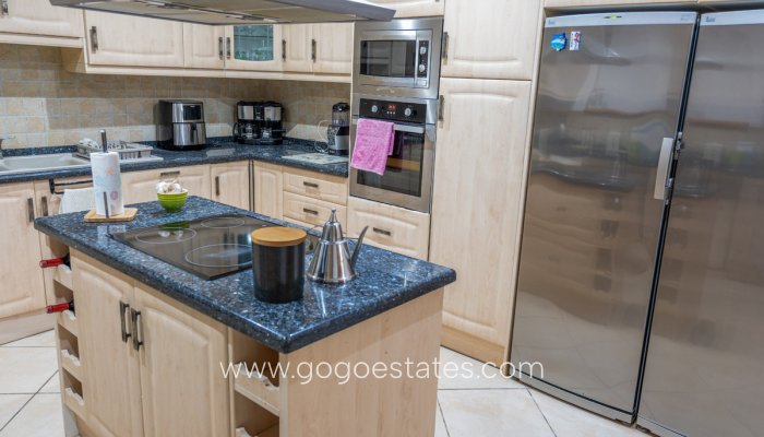 Te koop - Huis - Vrijstaande Villa - l'Alfas del Pi - Albir