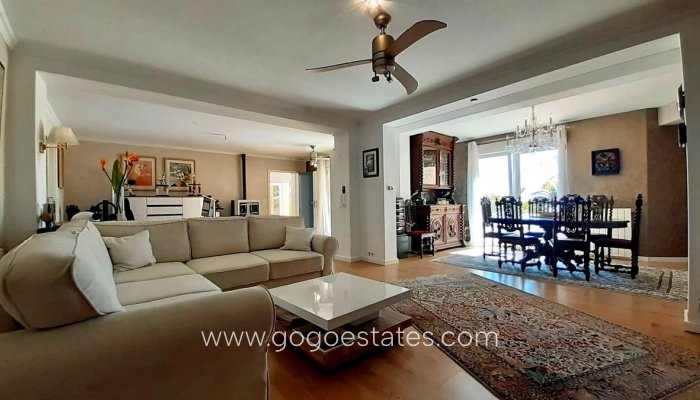 Te koop - Huis - Vrijstaande Villa - Teulada - Teulada Centro