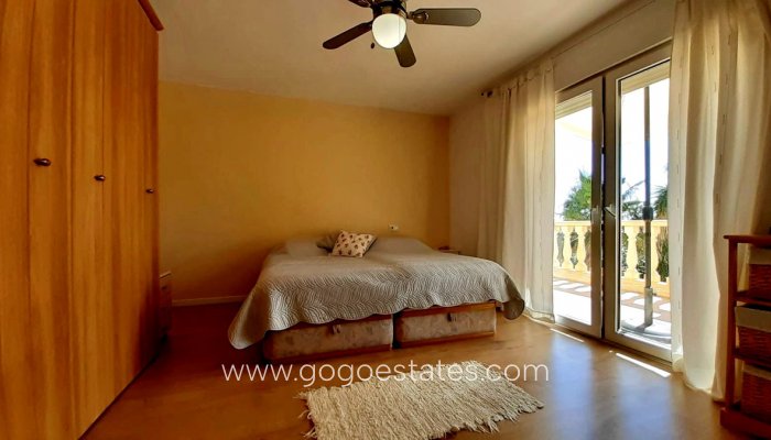 Te koop - Huis - Vrijstaande Villa - Teulada - Teulada Centro