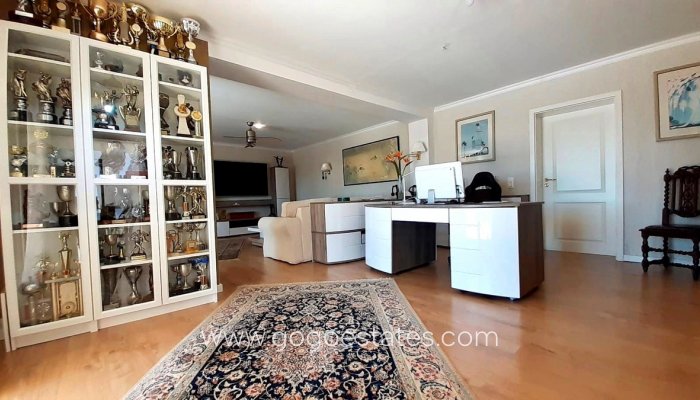 Te koop - Huis - Vrijstaande Villa - Teulada - Teulada Centro