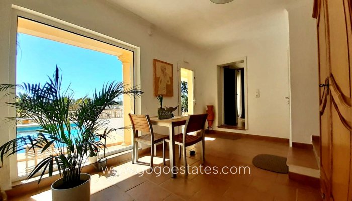 Te koop - Huis - Vrijstaande Villa - Teulada - Teulada Centro