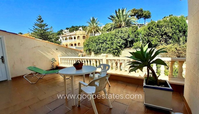 Te koop - Huis - Vrijstaande Villa - Teulada - Teulada Centro