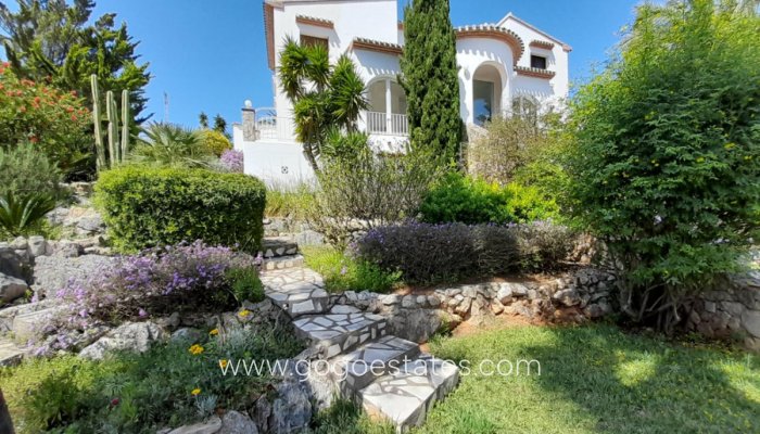 Te koop - Huis - Vrijstaande Villa - Dénia - Denia Centro