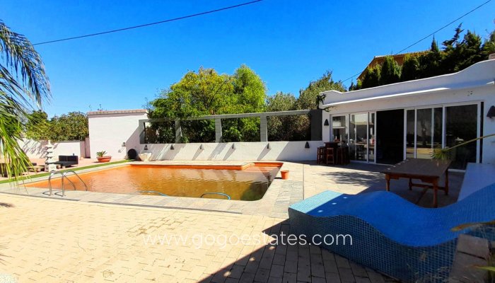 Te koop - Huis - Vrijstaande Villa - Dénia - Denia Centro