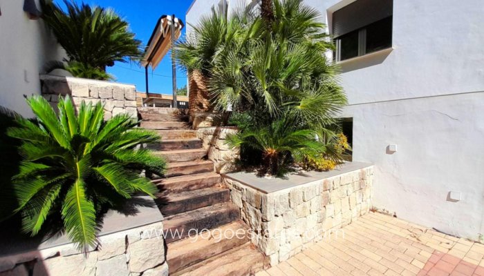 Te koop - Huis - Vrijstaande Villa - Dénia - Denia Centro