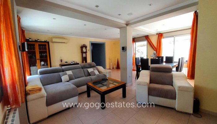 Te koop - Huis - Vrijstaande Villa - Dénia - Denia Centro