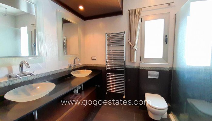 Te koop - Huis - Vrijstaande Villa - Dénia - Denia Centro