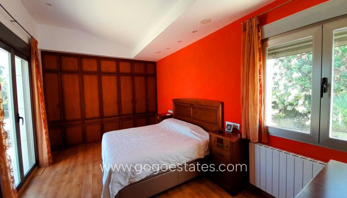 Te koop - Huis - Vrijstaande Villa - Dénia - Denia Centro